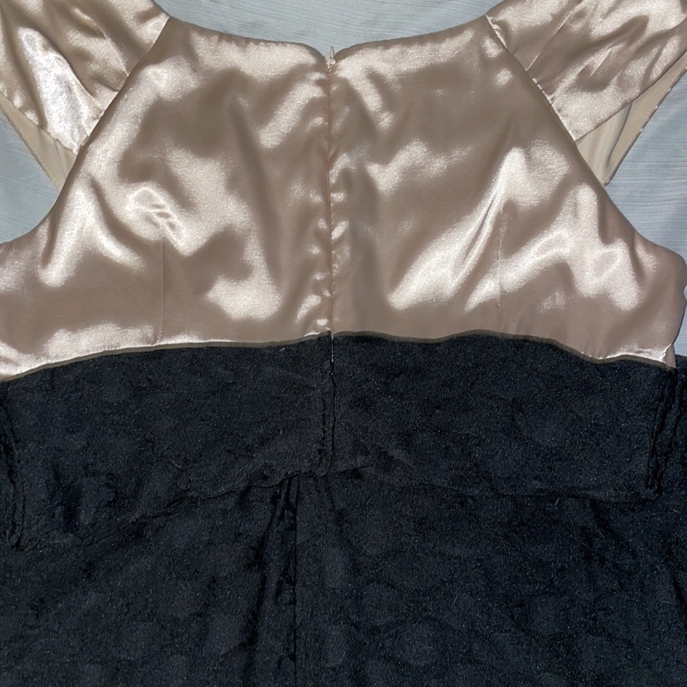 Dress - Picture 5 of 5